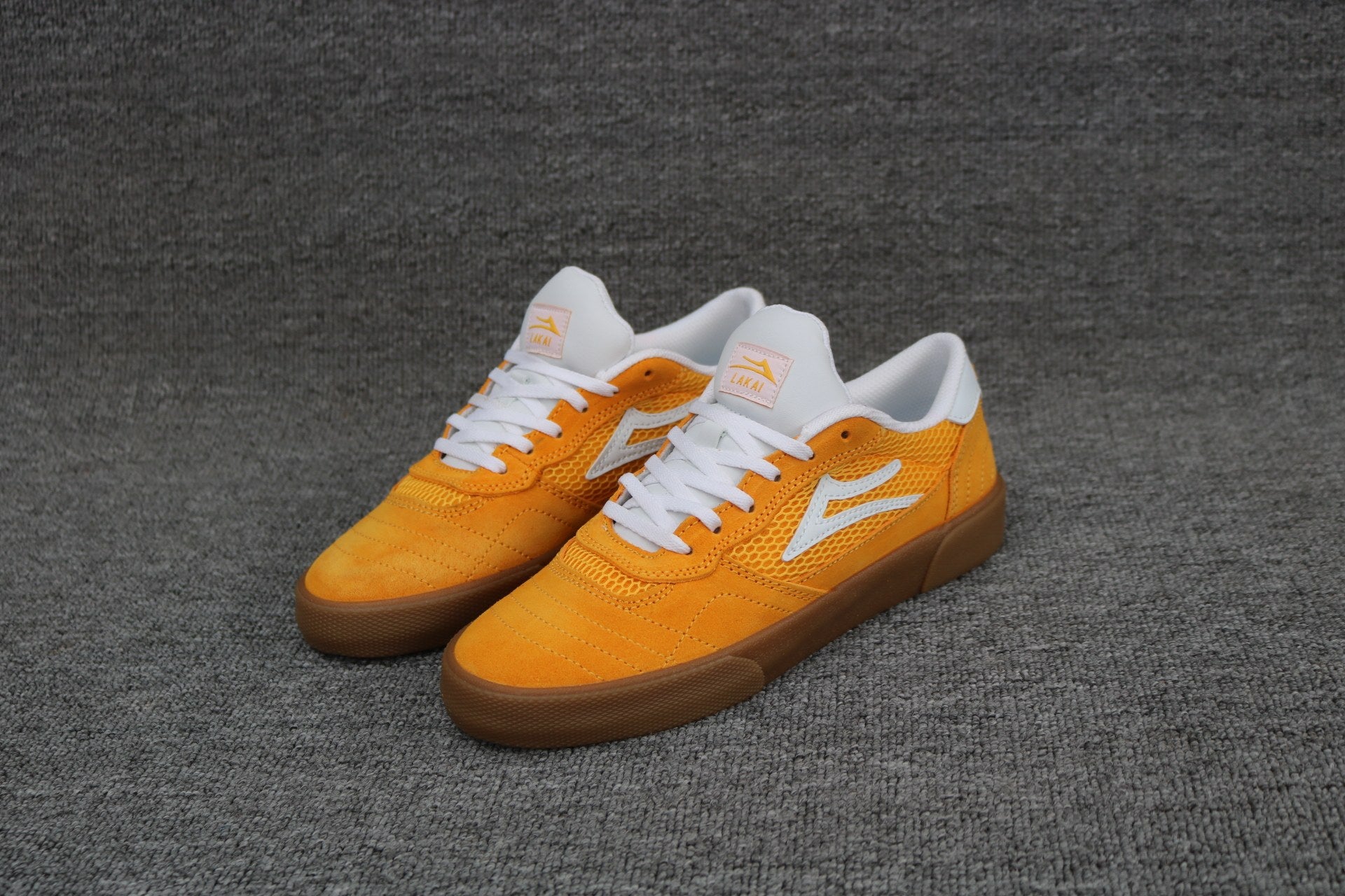 Lakai Cambridge Skate Shoes Men Women, Etnies Fallen Globe Sneakers, Street Skate Trainers