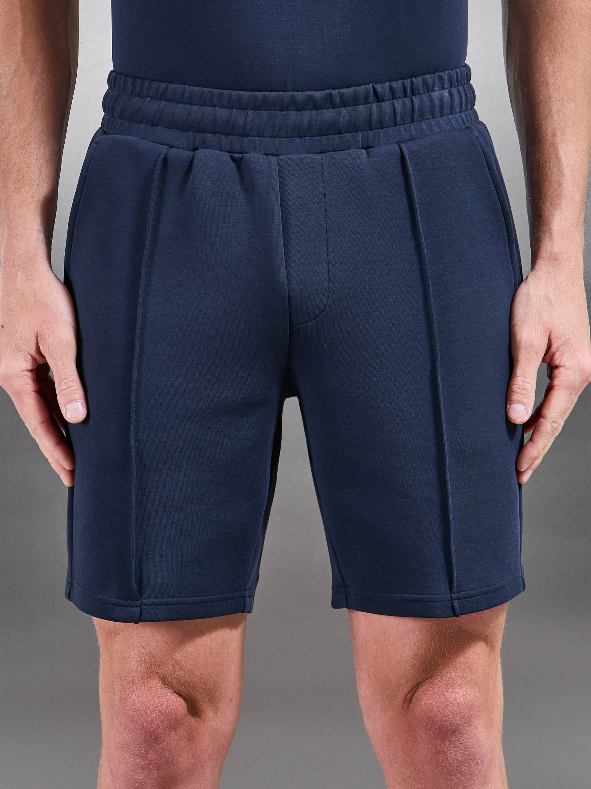 Everyday Luxe Short in Navy