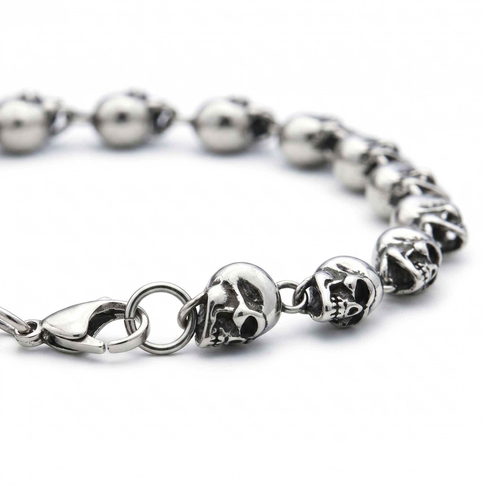 Hel's Chain Skull Bracelet