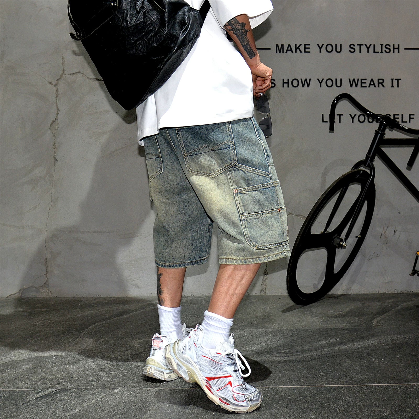 Japanese retro multi pocket workwear denim shorts for men, loose straight leg five quarter pants, distressed washed oversized mid length pants, trendy