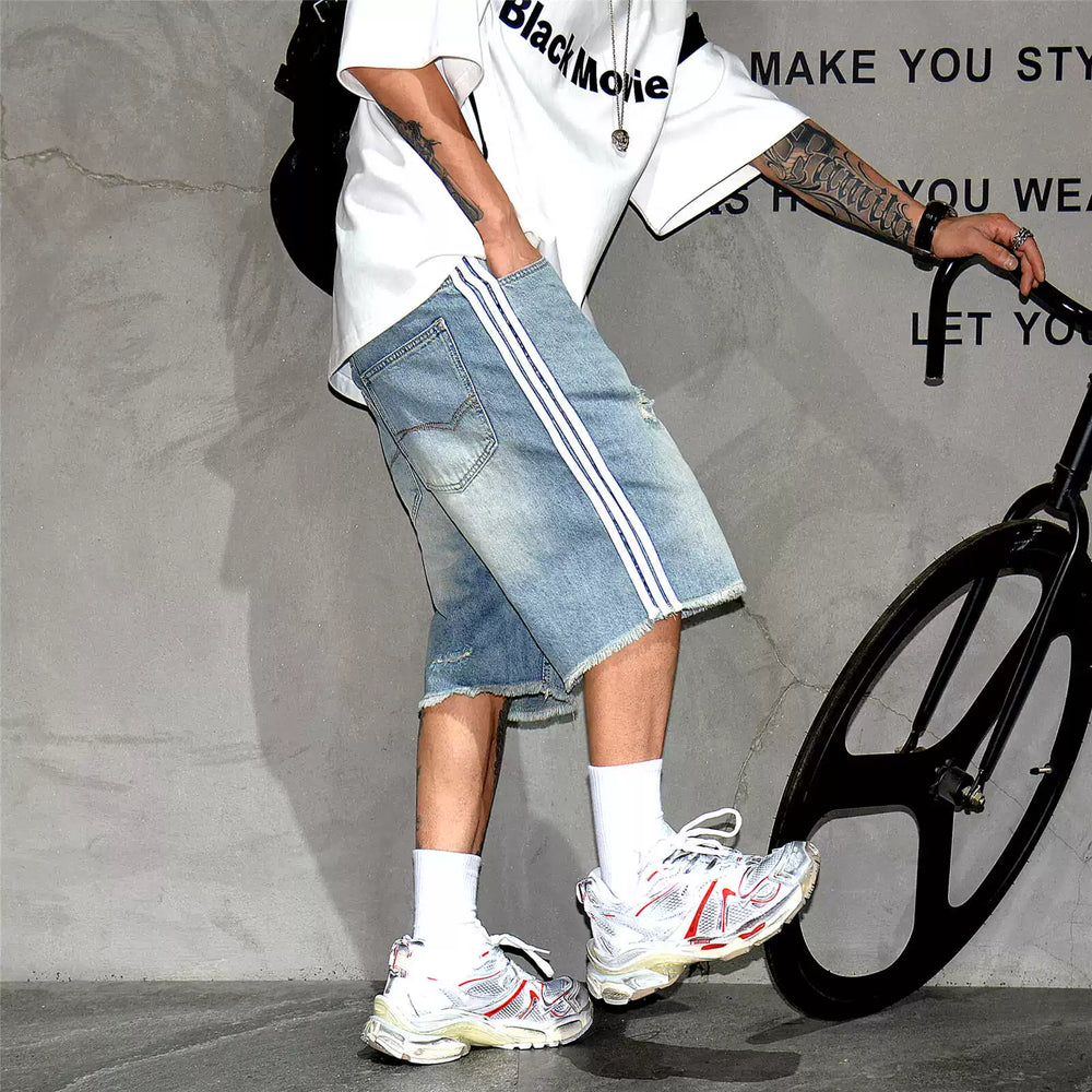 American high street three bar denim shorts, men's retro washed ripped hole pants, trendy brand loose oversized five quarter pants