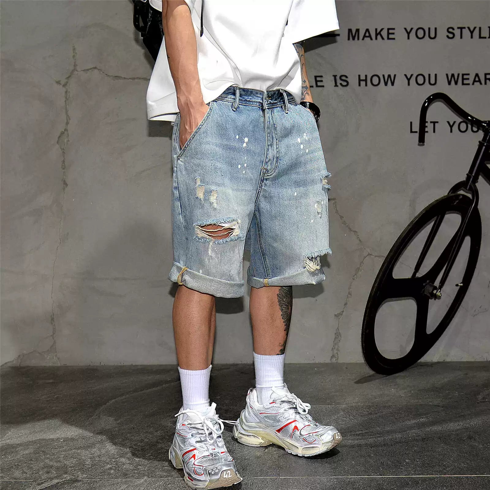 American fashion brand ripped denim shorts for men, retro vintage, distressed, splashed paint, scratched beggar, five quarter pants, loose oversized shorts, mid length pants