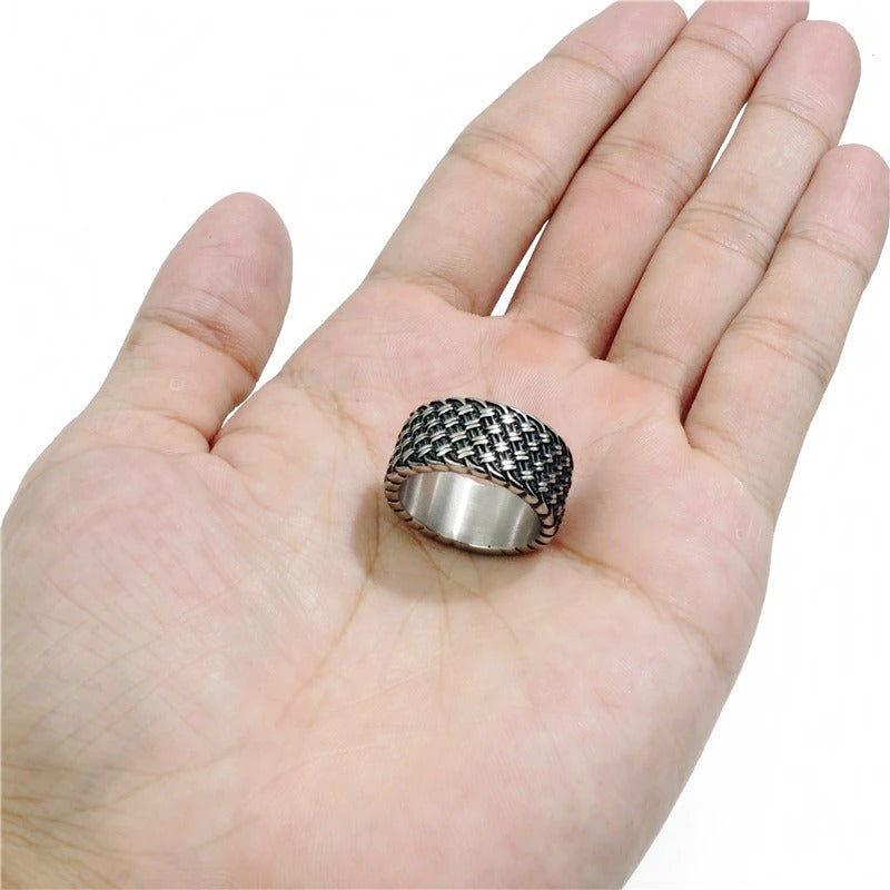 US SALE of Gothic Style Stainless Steel Interwoven Ring / Vintage Finger Jewelry